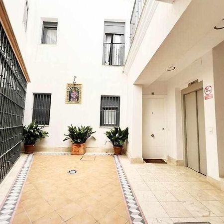 Aym Places Buen Viaje Parking Incluido Apartment Севиля Екстериор снимка