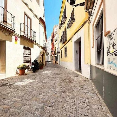 Aym Places Buen Viaje Parking Incluido Apartment Севиля Екстериор снимка